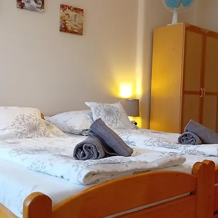 Home Apartman 아파트호텔 케츨리