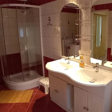 Home Apartman 케츨리